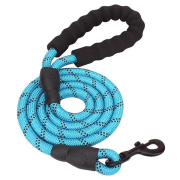 Heavy-Duty Reflective Dog Leash – Durable, Comfortable, and Safe for All Dog Sizes