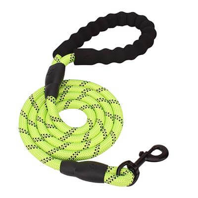 Heavy-Duty Reflective Dog Leash – Durable, Comfortable, and Safe for All Dog Sizes